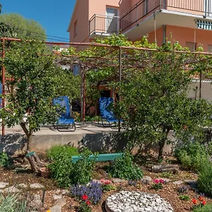 Apartment Bella Vista Seget 