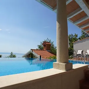 Apartment Krasa 